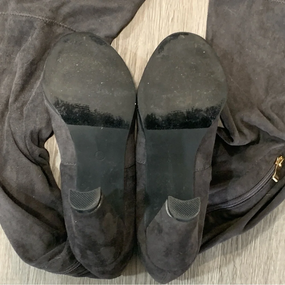 Catherine Malandrino | Grey
Sorcha Over The Knee High Heel Boot | Sz 8.5 - Picture 6 of 10